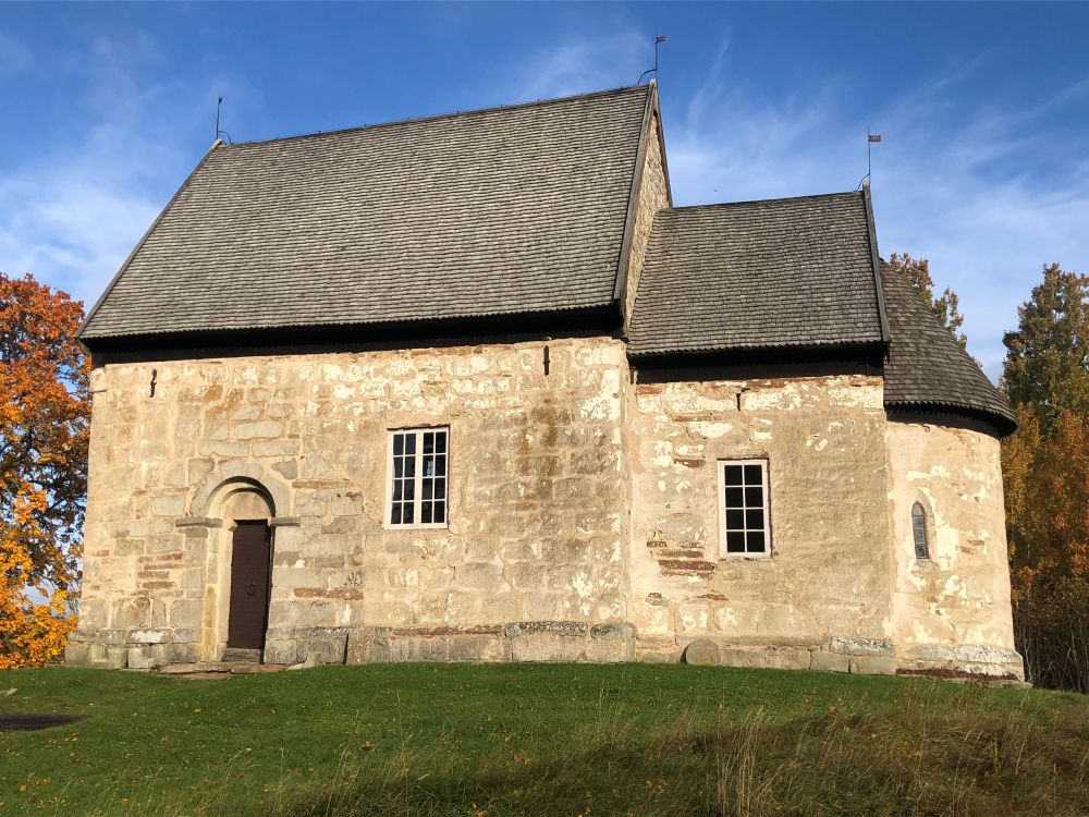 Renoveringsraseriet och sockenkyrkorna